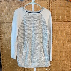 Lou & Grey Crew Neck Sweater in Gray and Cream